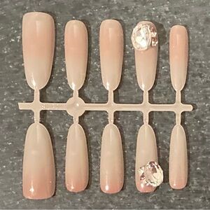 [S] 🎀🐱💅 10Pcs Wearable Press on Nails Long Oval Rhinestone Pink Beige Classics